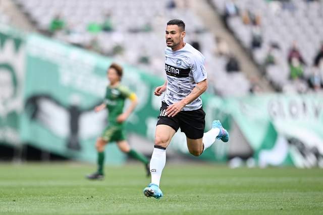 官方：贝林厄姆当选西甲12月最佳 5战造7球